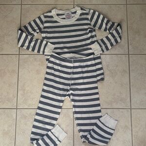 Hanna Andersson Gray and White Striped Kids Pajama Set